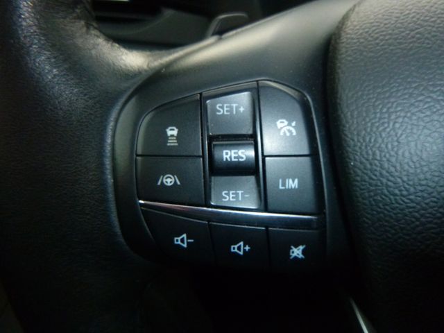 Fahrzeugabbildung Ford Focus ACTIVE 1,5 EcoB >AUT/NAV/LED/PAN/Headup<