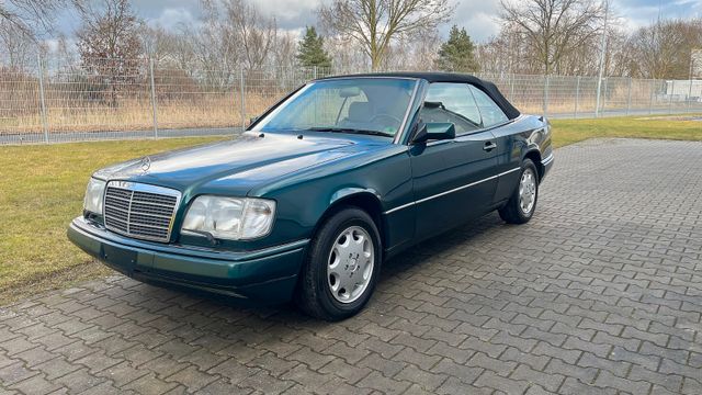 Mercedes-Benz W124 E 320 Cabriolet