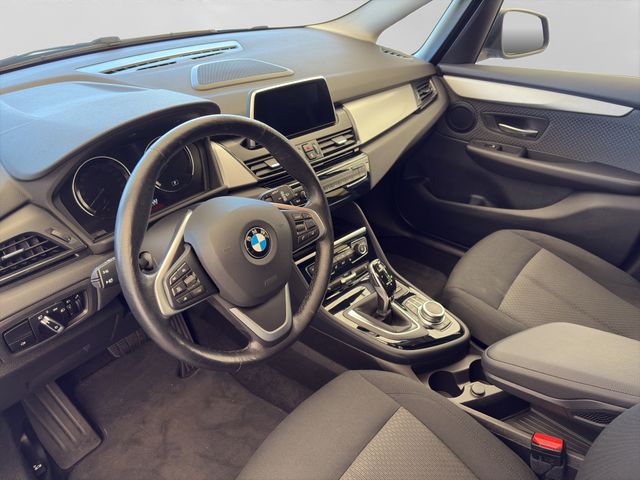 Fahrzeugabbildung BMW 218d Gran Tourer Automatik+ACC+HiFi+AHK+Navi