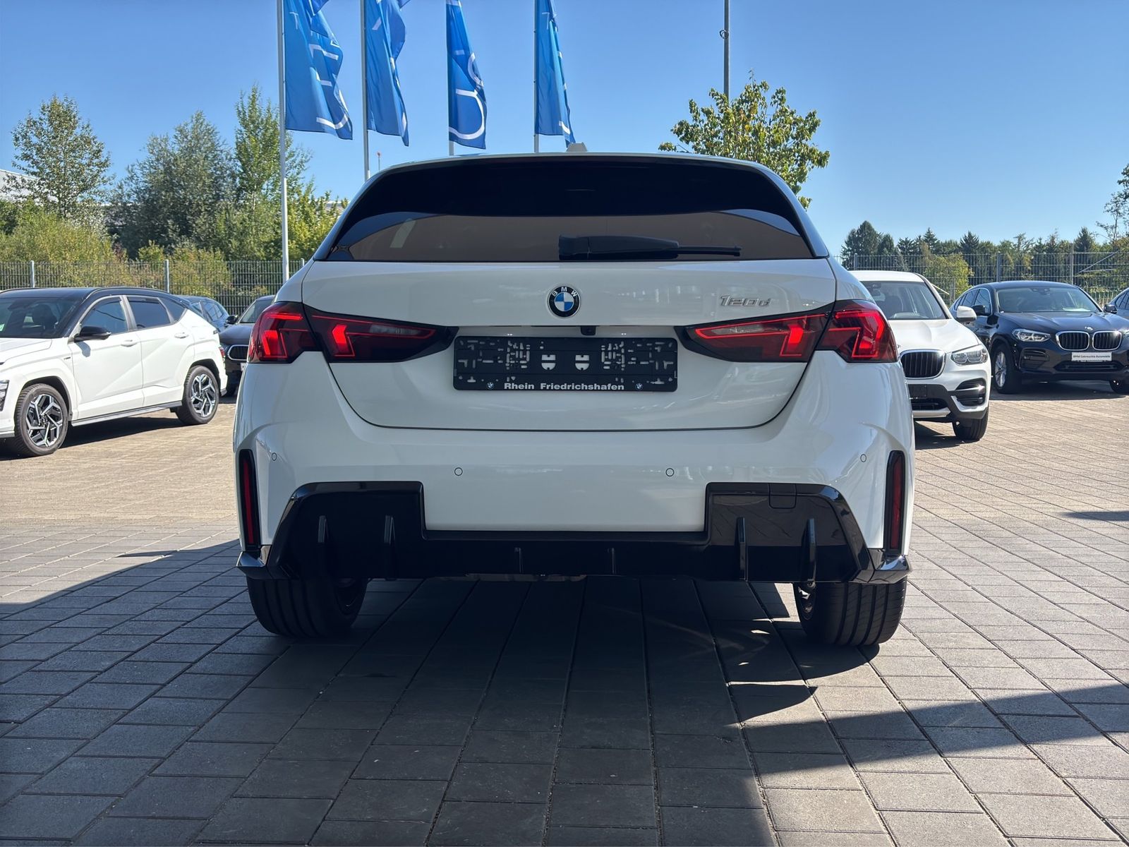 BMW 120d M Sport ACC HUD 360° H&K Memorysitze AHK SH foto 5