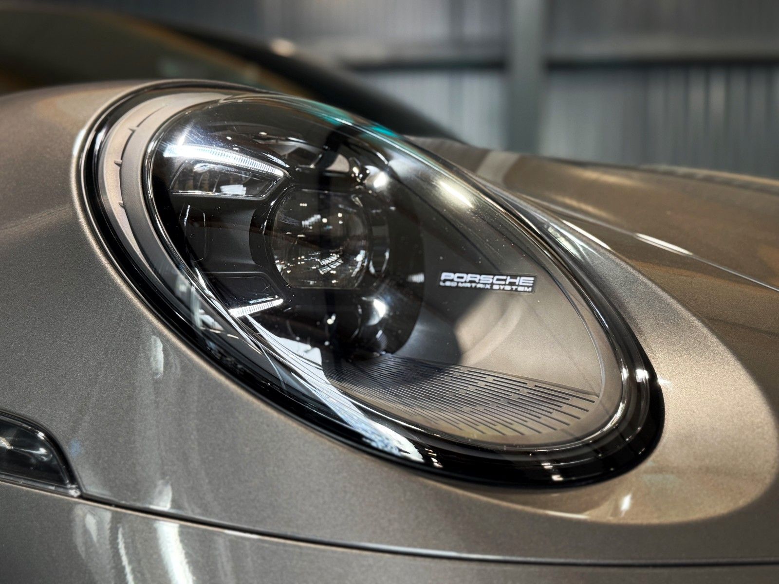 Fahrzeugabbildung Porsche 992 4 GTS