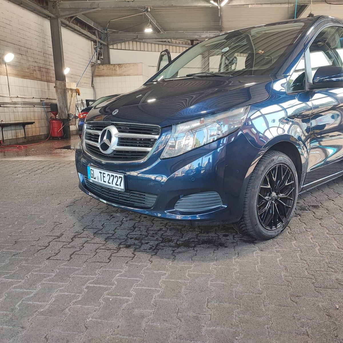 MERCEDES-BENZ V 220 d Aut. lang Avantgarde Edition