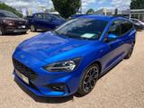Ford Focus Turnier  ST-LINE X +GANZJAHRESREIFEN - Ford Focus Gebrauchtwagen in Saarbrücken