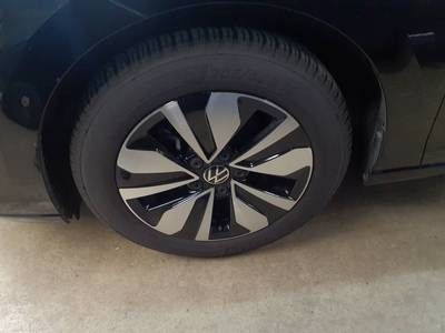 Golf VIII 2.0 TDI DSG GOAL LED+KAMERA+AHK+ACC+DC