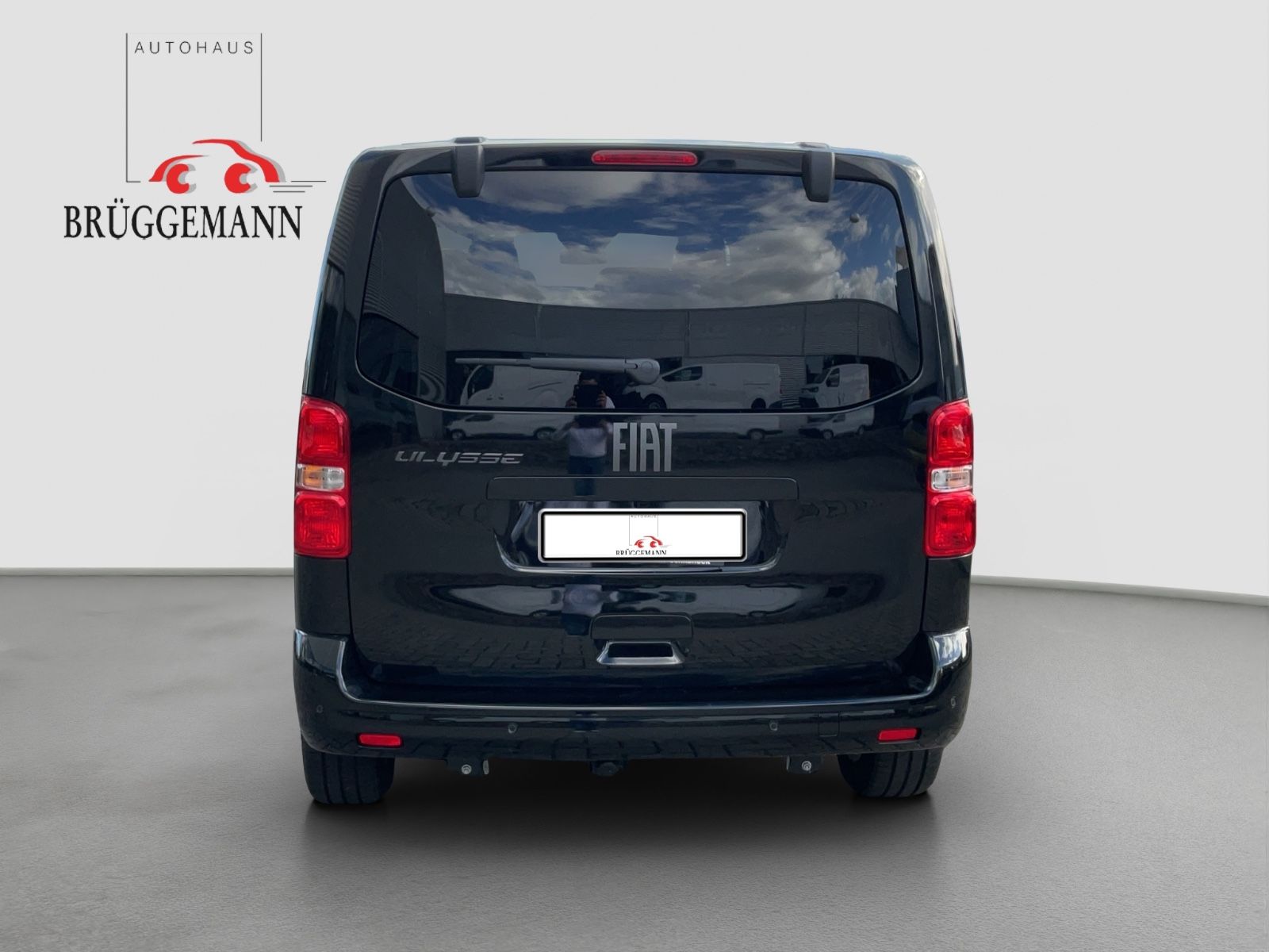 Fahrzeugabbildung Fiat Ulysse L2 2.0  180 PS AT8 LEDER  **TOP**