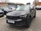 Volvo XC40 B4 (Benzin) Ultra Black Edition 360° Cam - Volvo XC40 Black Edition Gebrauchtwagen