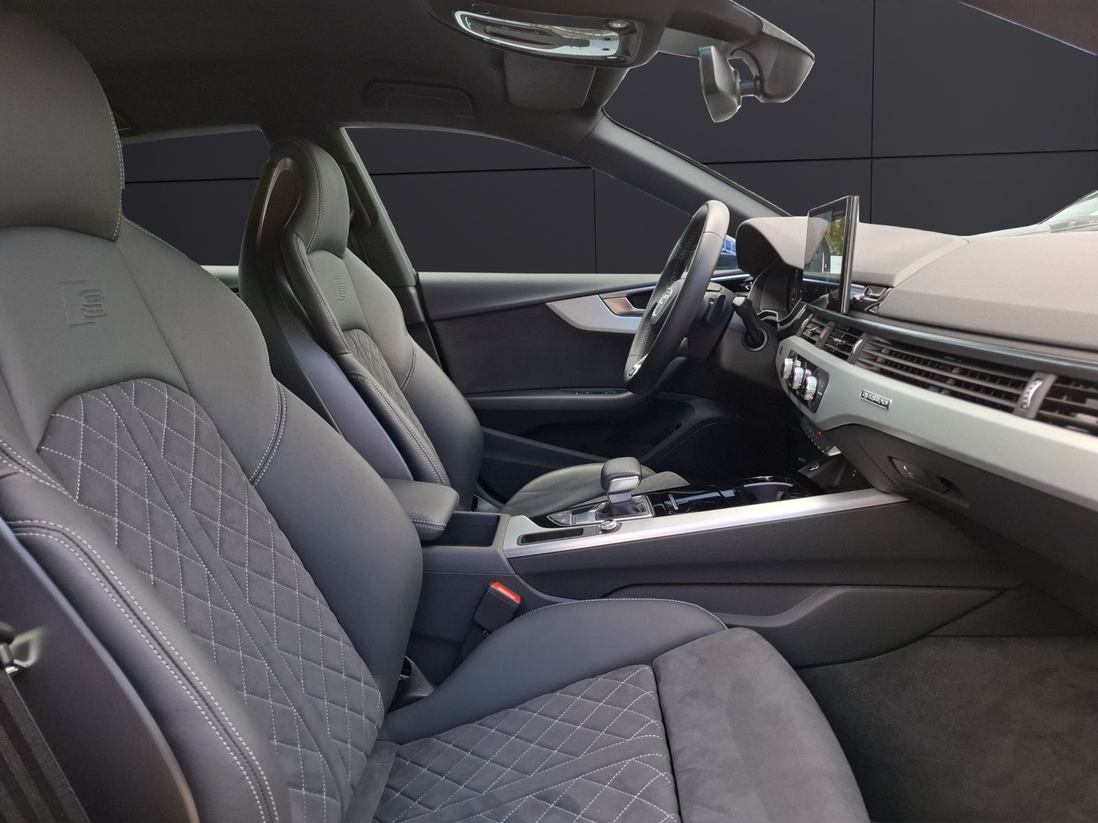 Fahrzeugabbildung Audi A5 Sportback 50 TDI quattro STH Matrix AHK Navi