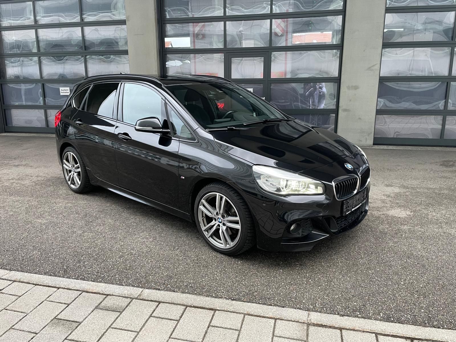 BMW 220 Active Tourer 220d xDrive Steptronic M S...