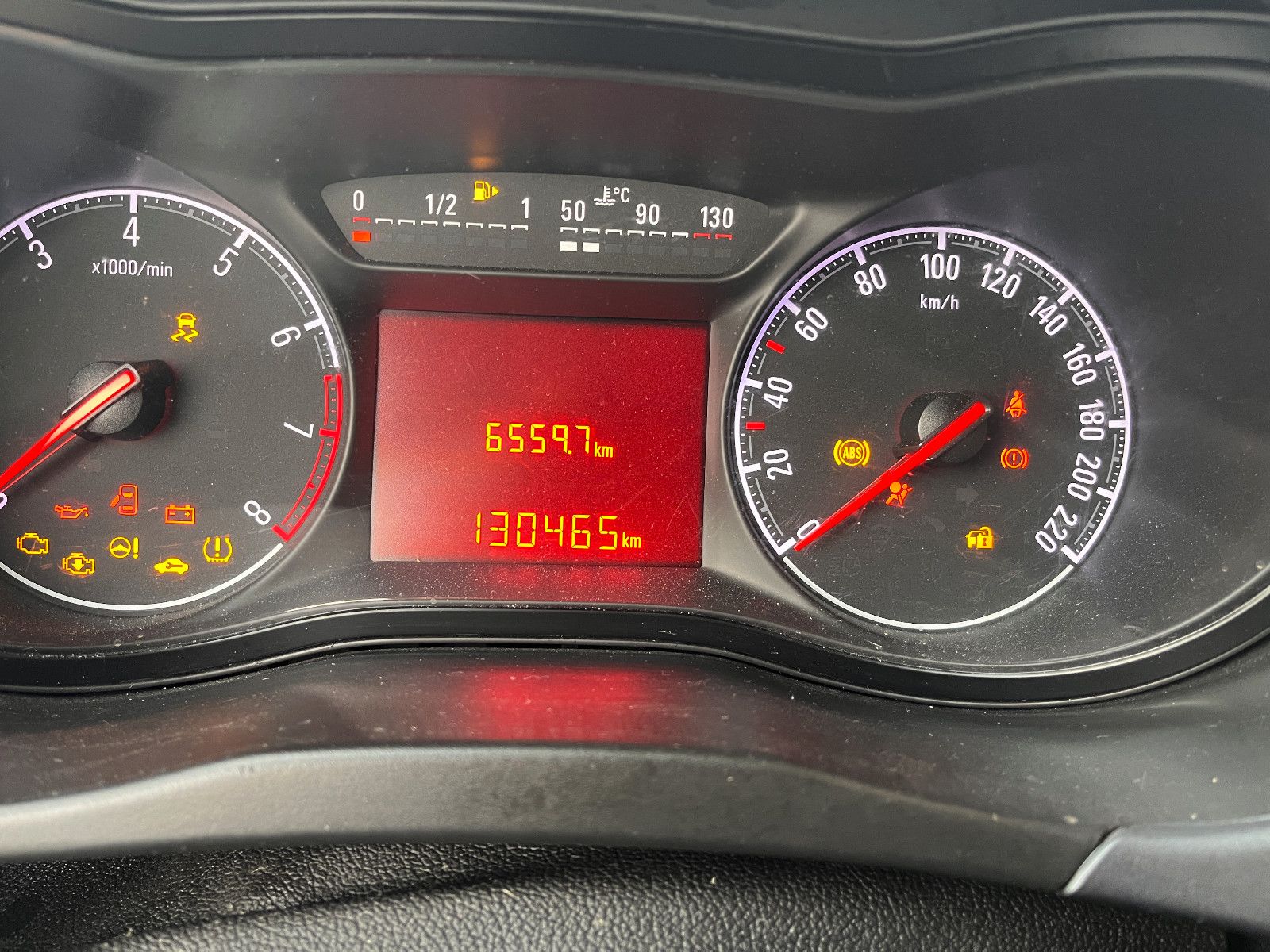 Fahrzeugabbildung Opel Corsa E Selection