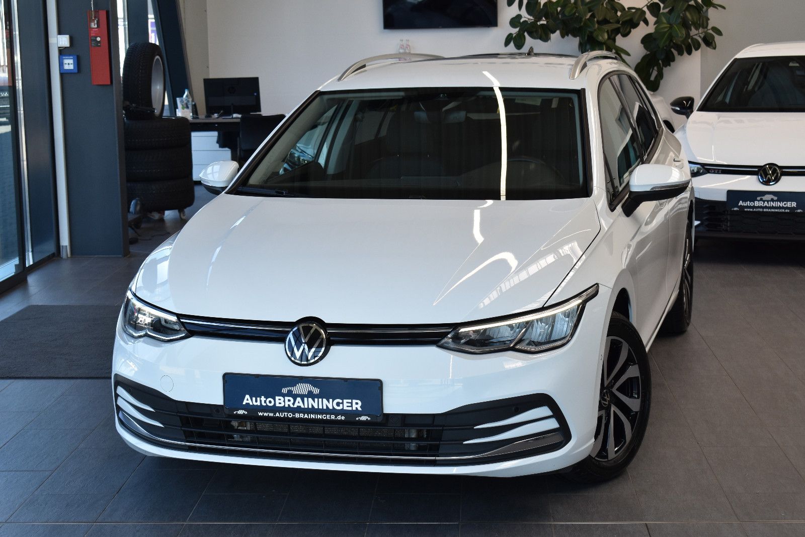 Volkswagen Golf VIII Variant 2.0TDI Life DSG LED~ACC~VirtCo