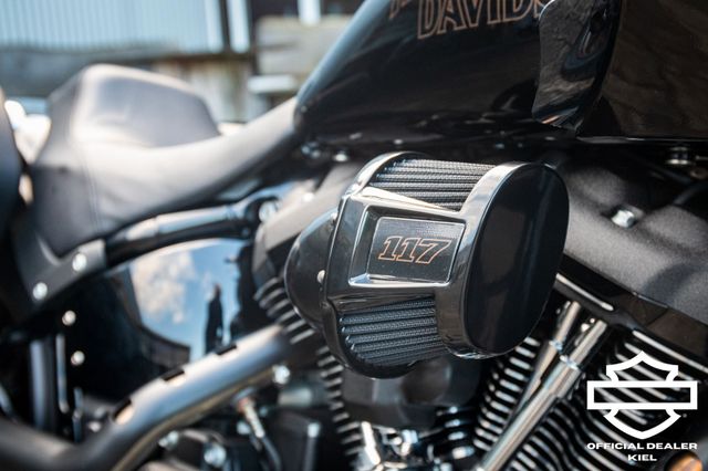 Fahrzeugabbildung Harley-Davidson FXLRST LOW RIDER ST 117 MY23 - JEKILL&HYDE