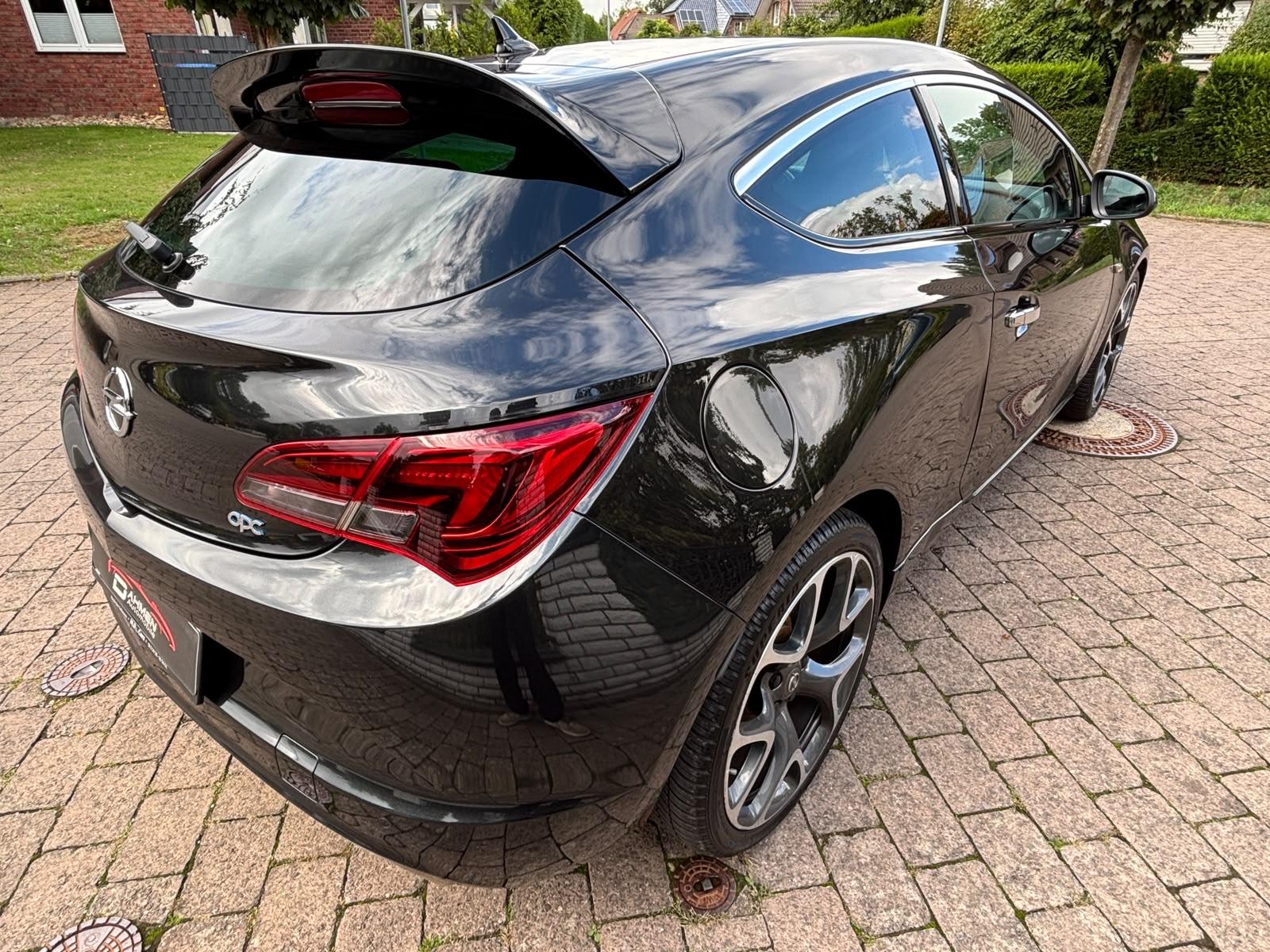 Opel Astra J GTC OPC 2.0 280ch - Carnet entretien - Sièges sport - Régulateur de vitesse - Suspension sport