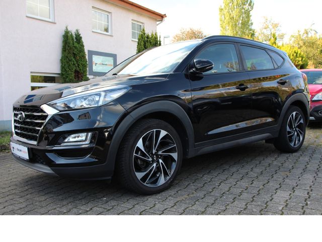 Hyundai Tucson *Kamera!*Panoramaschiebedach!*SHZ!*Navi*