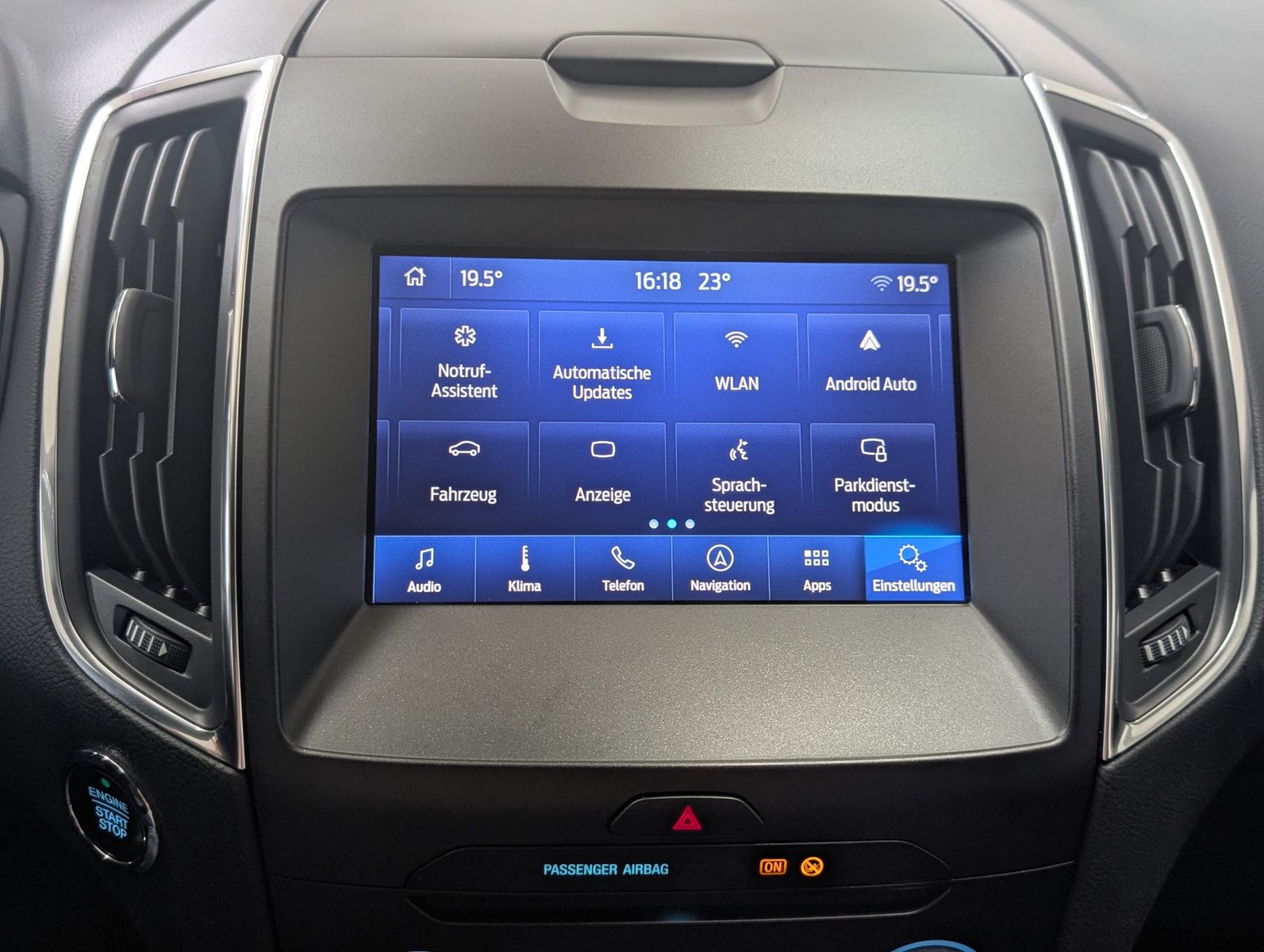 Fahrzeugabbildung Ford S-MAX 2.0 ST-Line ACC LED KAM StHZ SHZ MEMO