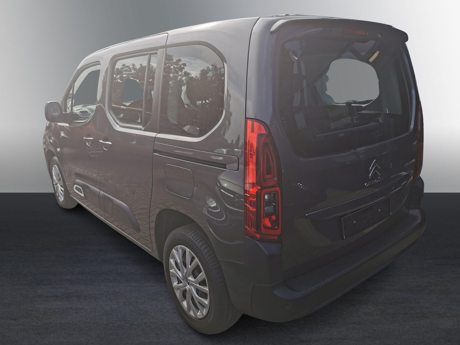 Fahrzeugabbildung Citroën Berlingo Feel M*Sitzhzg*PDC hi*Navi*SichtPaket*