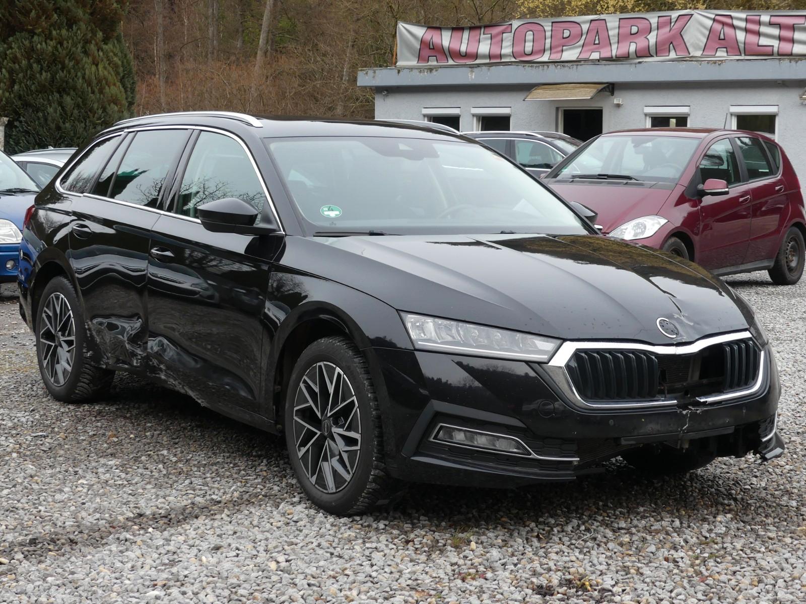 Skoda Octavia Combi Style Edition Pano Head-Up