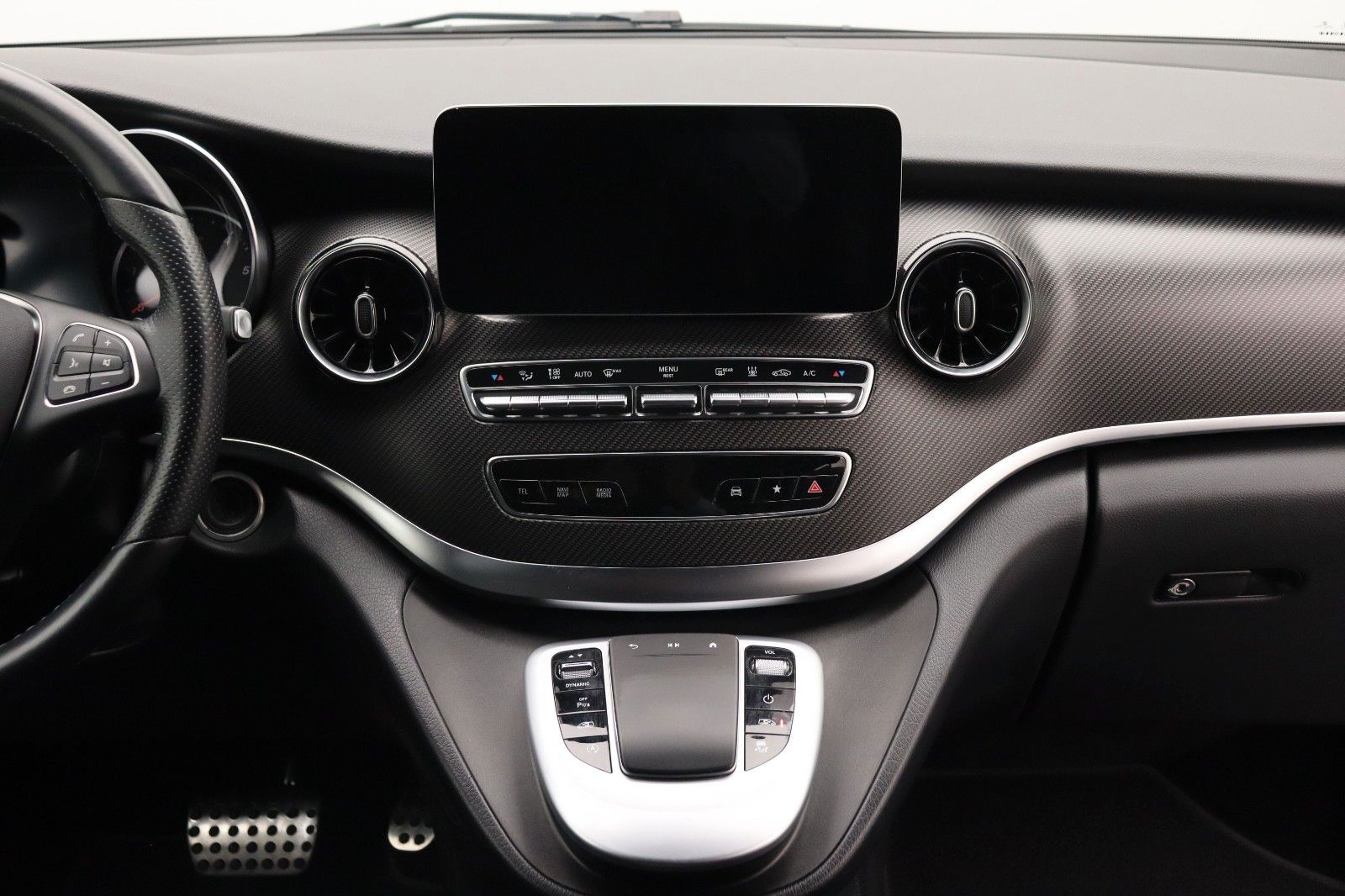 Fahrzeugabbildung Mercedes-Benz V 300d Avantgarde AMG 4Matic e.lang Hundebox