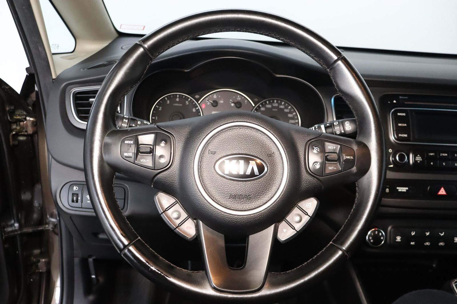 Fahrzeugabbildung Kia Carens 1.6 CVVT Klima * Sitzhzg. * PDC *