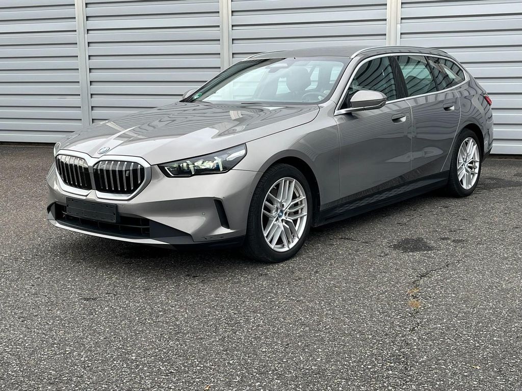 Image of BMW i5