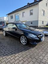 Mercedes-Benz E 250 Autom. - - gebrauchte Cabrios in Wiesbaden