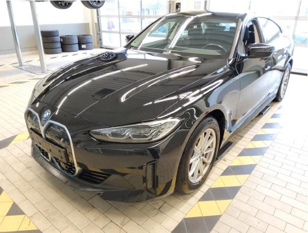 BMW i4 Gran Coupe 40 eDrive AHK LED