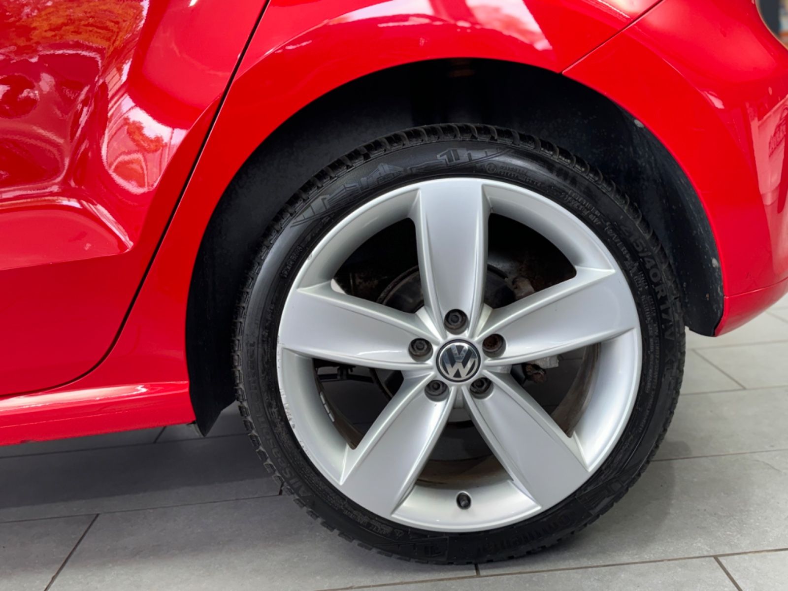 Fahrzeugabbildung Volkswagen Polo V Highline*AUTOMATIK*TOPZUSTAND*SCHECKHEFT*