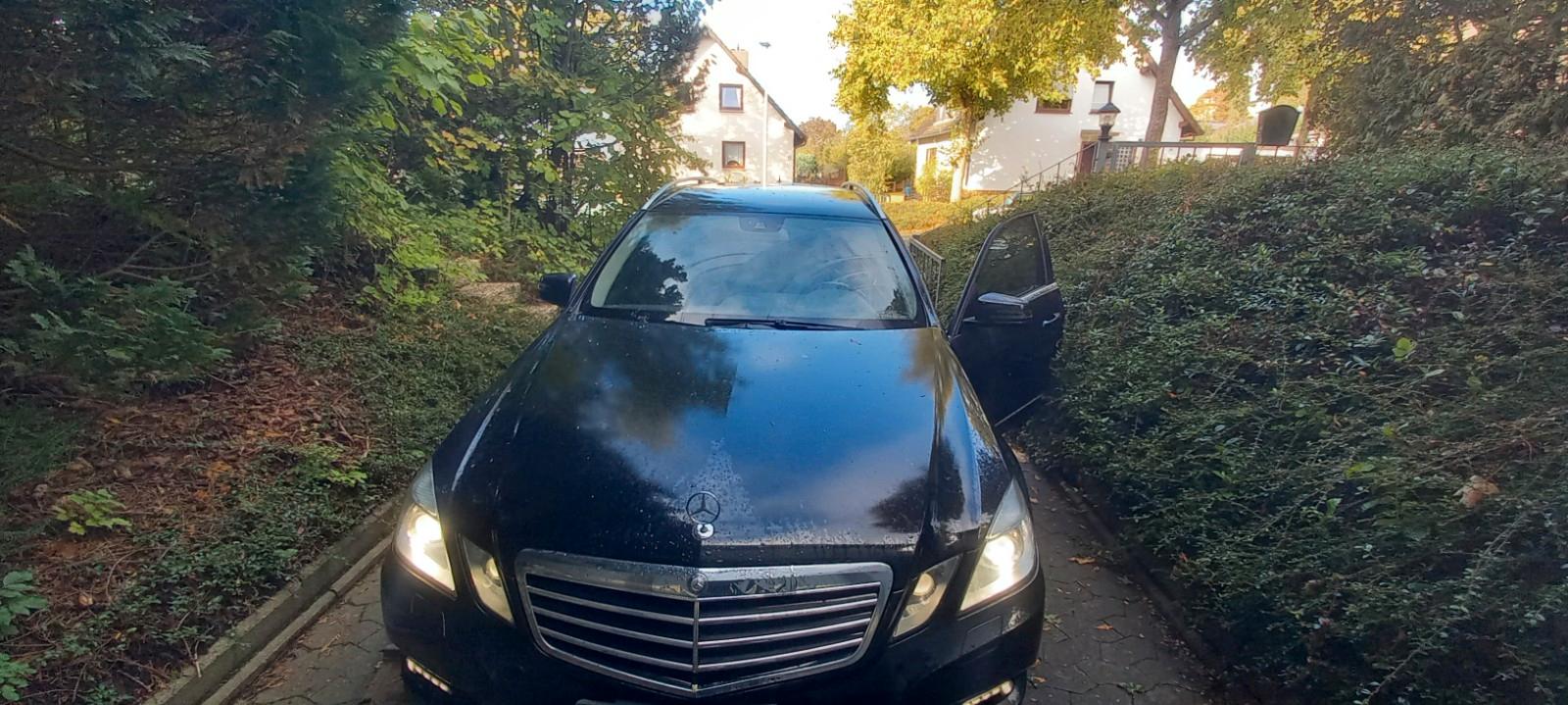 Mercedes-Benz E350 2010 — engine 2.987 cm³, 231 HP (170kW)