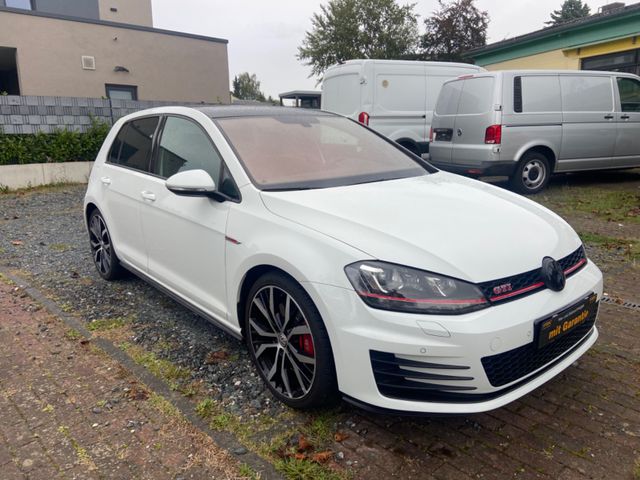 Volkswagen Golf VII Lim. GTI Performance BMT AHK Kamera