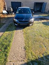 Skoda Verkaufe Skoda Octavia 1.6 Diesel - Skoda Octavia mit Diesel-Antrieb: Limousine, 1.6