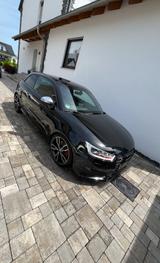 Audi S1 2.0 TFSI quattro - - Audi in Bochum: Q1