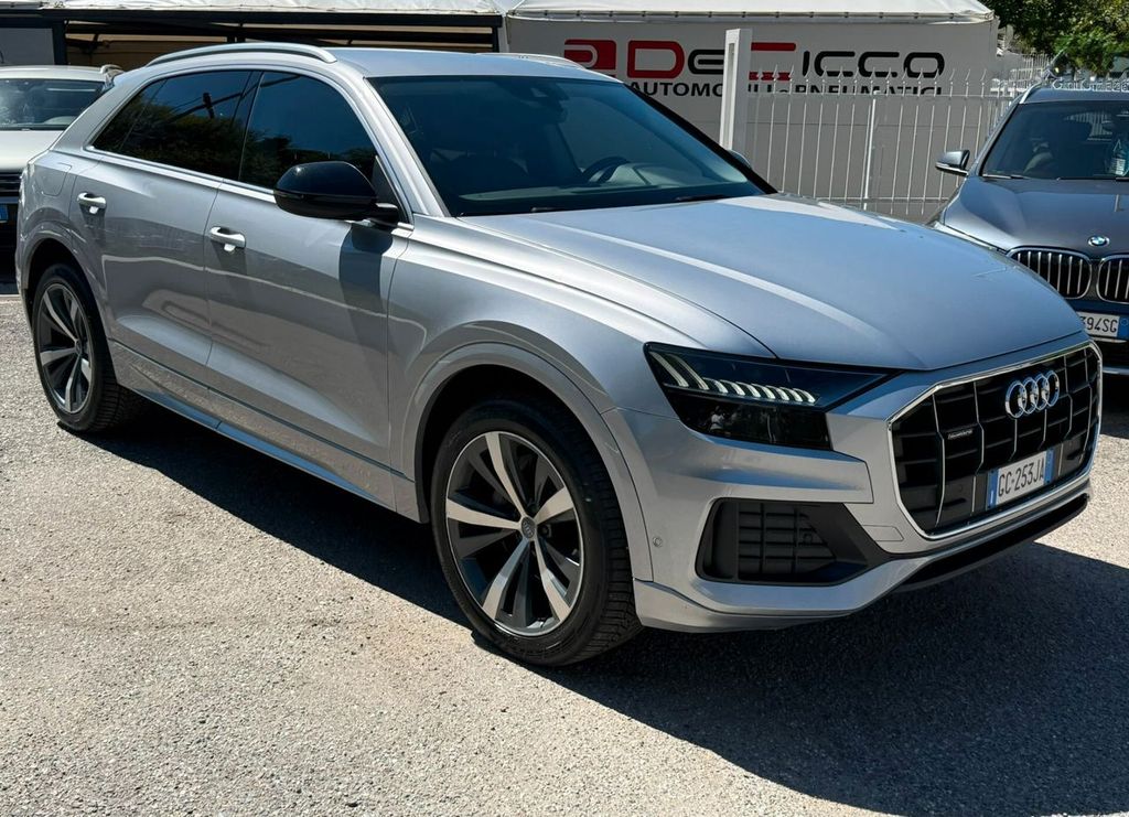 Image of Audi Q8