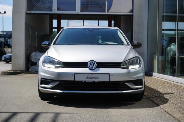 Golf VII 1.6 TDI IQ.DRIVE SHZ KLIMA ACC 19 Zoll