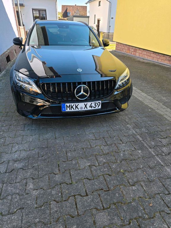 Image of Mercedes-Benz C 220