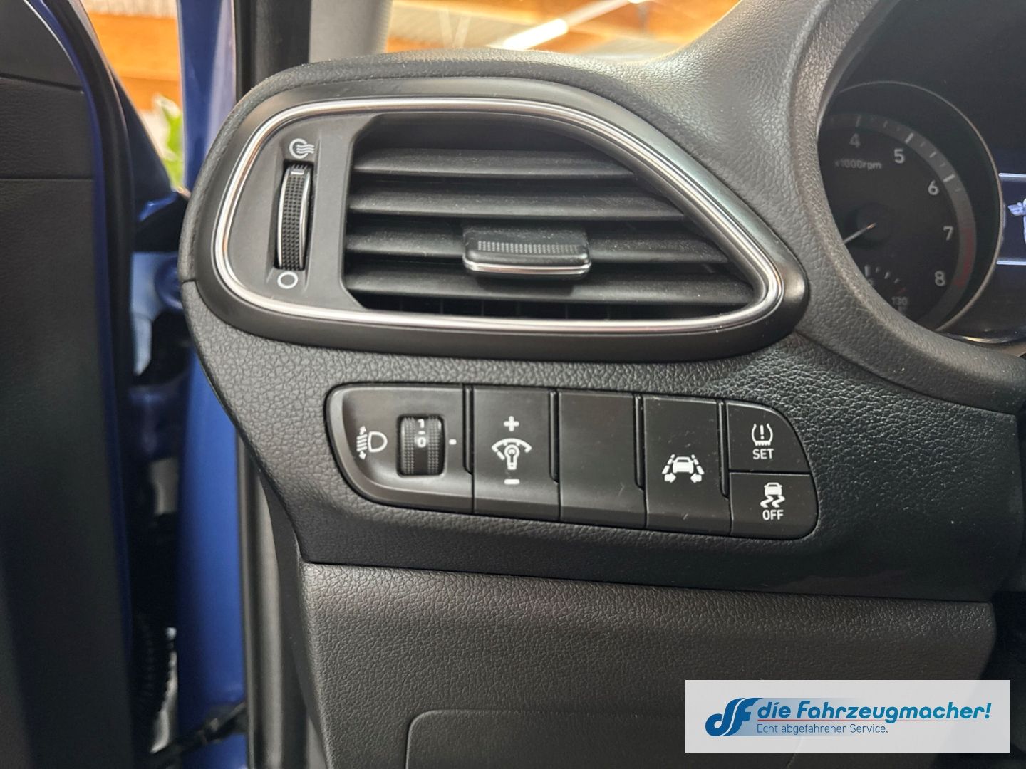Fahrzeugabbildung Hyundai i30 YES! Navi Apple CarPlay Android Auto Mehrzon