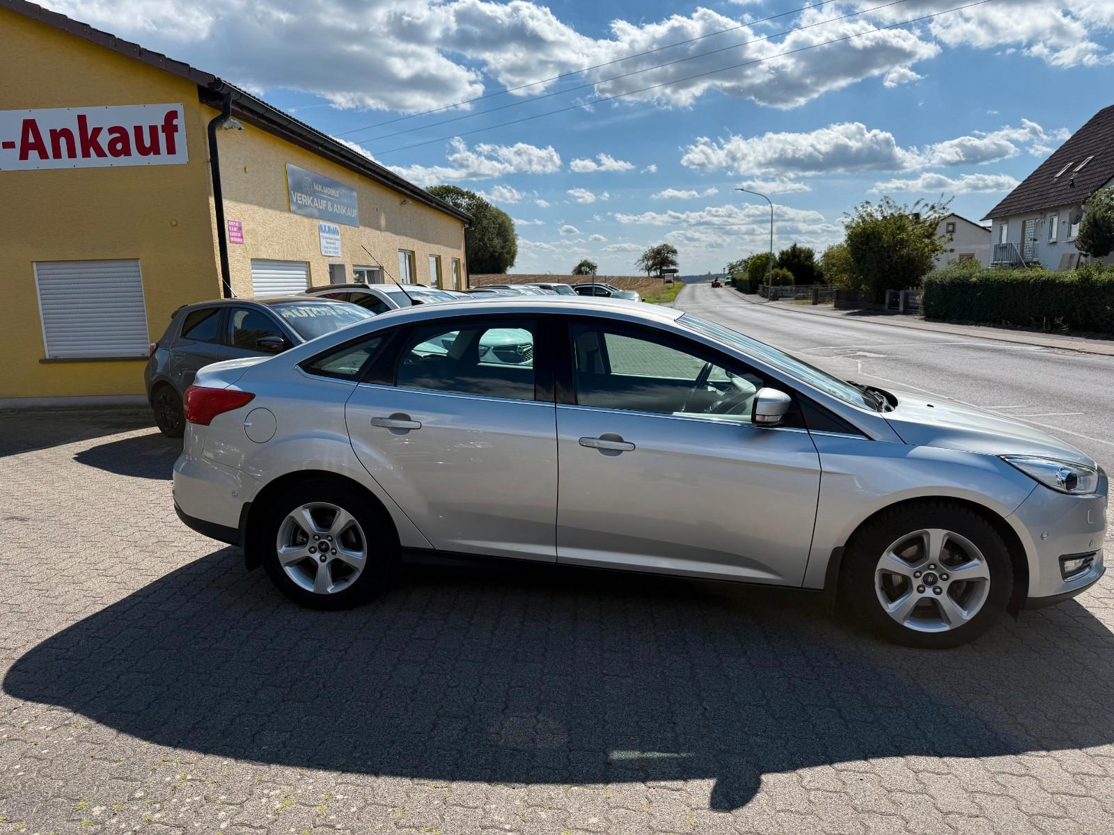 Ford Focus 1,0 EcoBoost 92kW Sedan