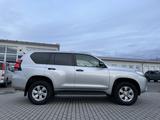 Toyota Land Cruiser 2.8 D-4D 5-trg. AHK 3,5T. +w.Extras - Toyota Land Cruiser: Geländewagen
