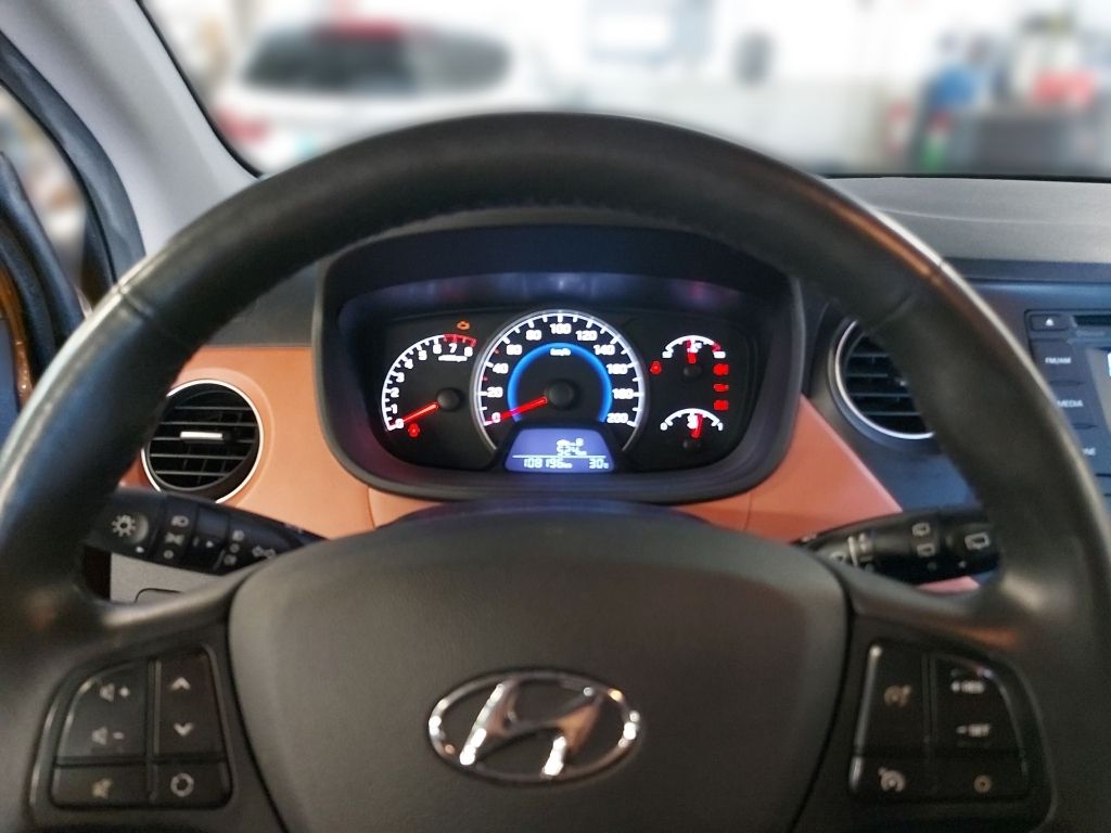 Fahrzeugabbildung Hyundai I10 1.2 YES! Gold PDC Klimaautomatic Sitzheizung