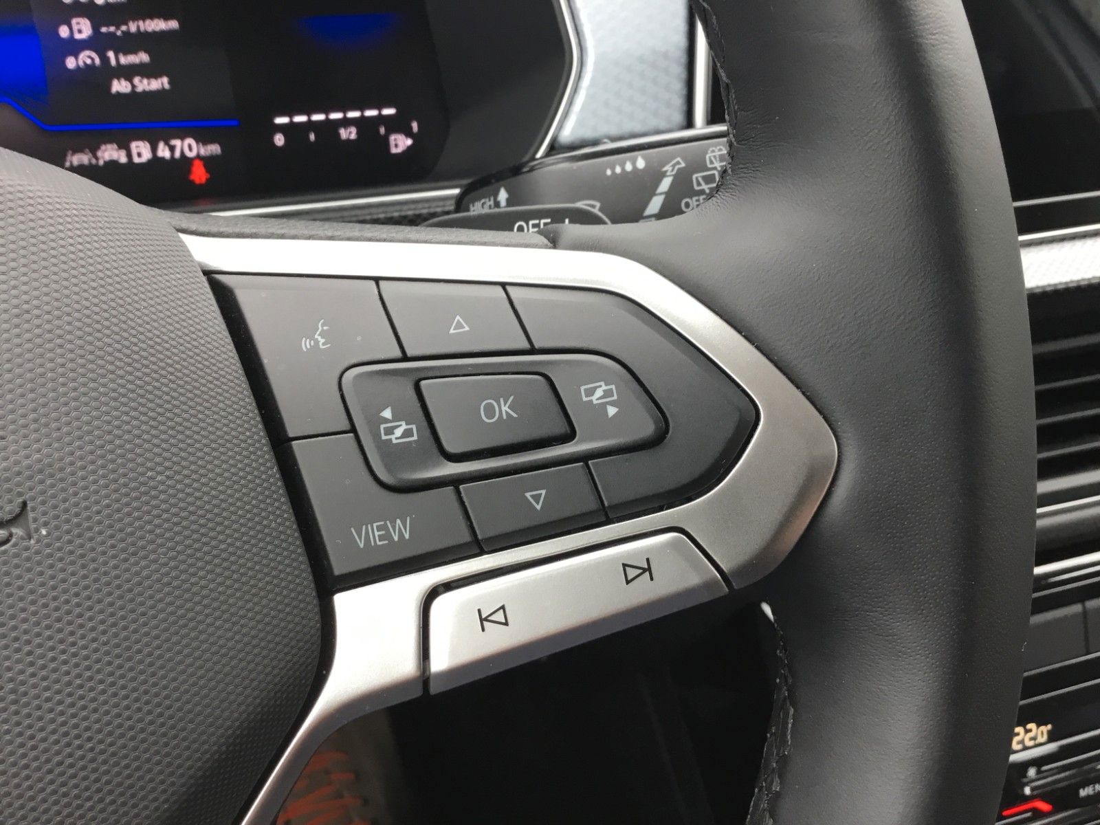 Fahrzeugabbildung Volkswagen T-Cross 1.0 TSI DSG GOAL+AHK+ACC+AppConnect+LED