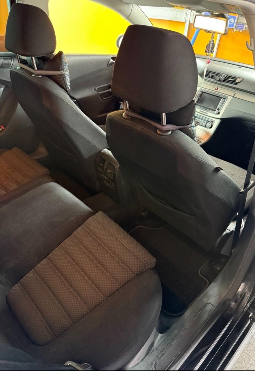 Volkswagen Passat 2010 — photo 11