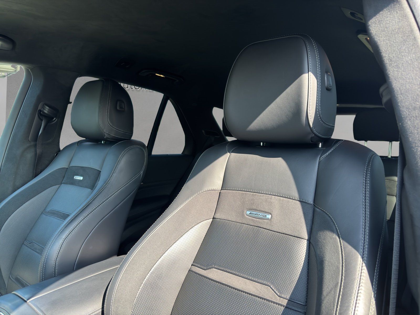 Fahrzeugabbildung Mercedes-Benz GLE53AMG Standh DISTR NappaExclusiv AHK Perf.AGA