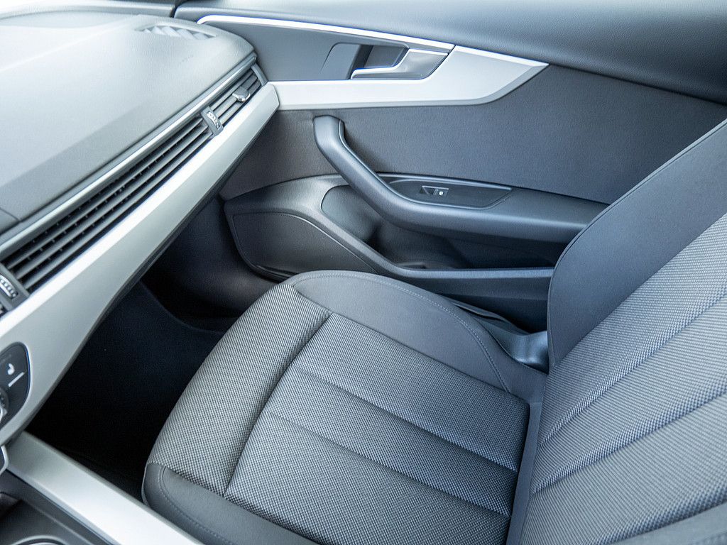 Audi A4 - Bild 13