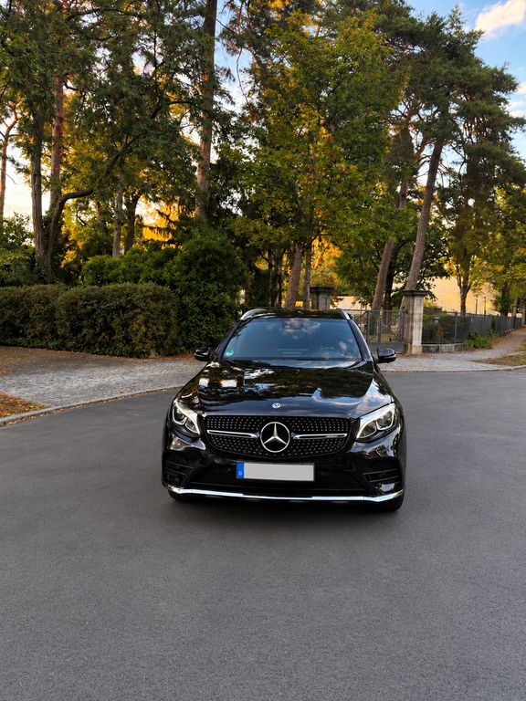 Image of Mercedes-Benz GLC 220