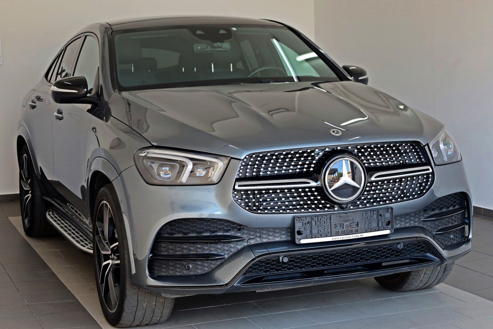 Fahrzeugabbildung Mercedes-Benz GLE 350de Coupe AMG line,Pano,HUD,360°,Burmester