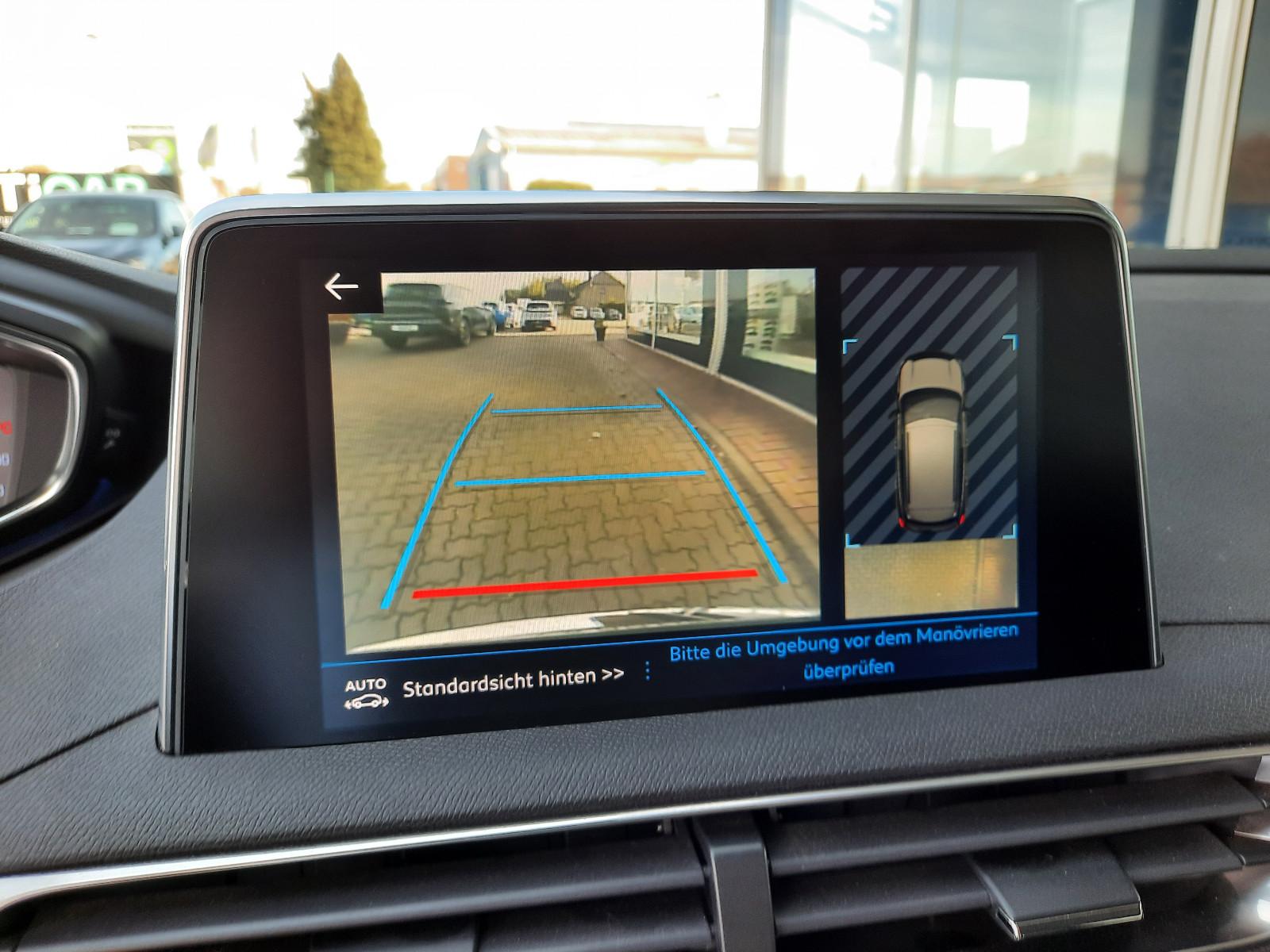 Peugeot 3008 Crossway EAT8  NAVI SH ELHK GJR aAHK