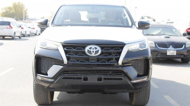 Toyota FORTUNER 2.7L PETROL A/T 2022 *EXPORT OUT OF EU*
