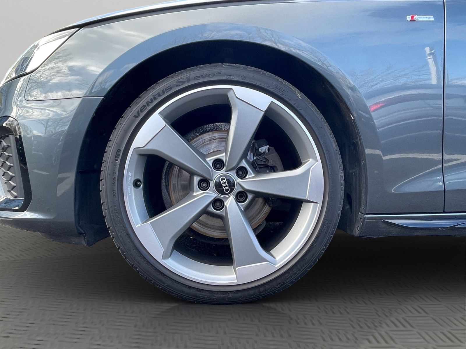 Audi A4 - Bild 22