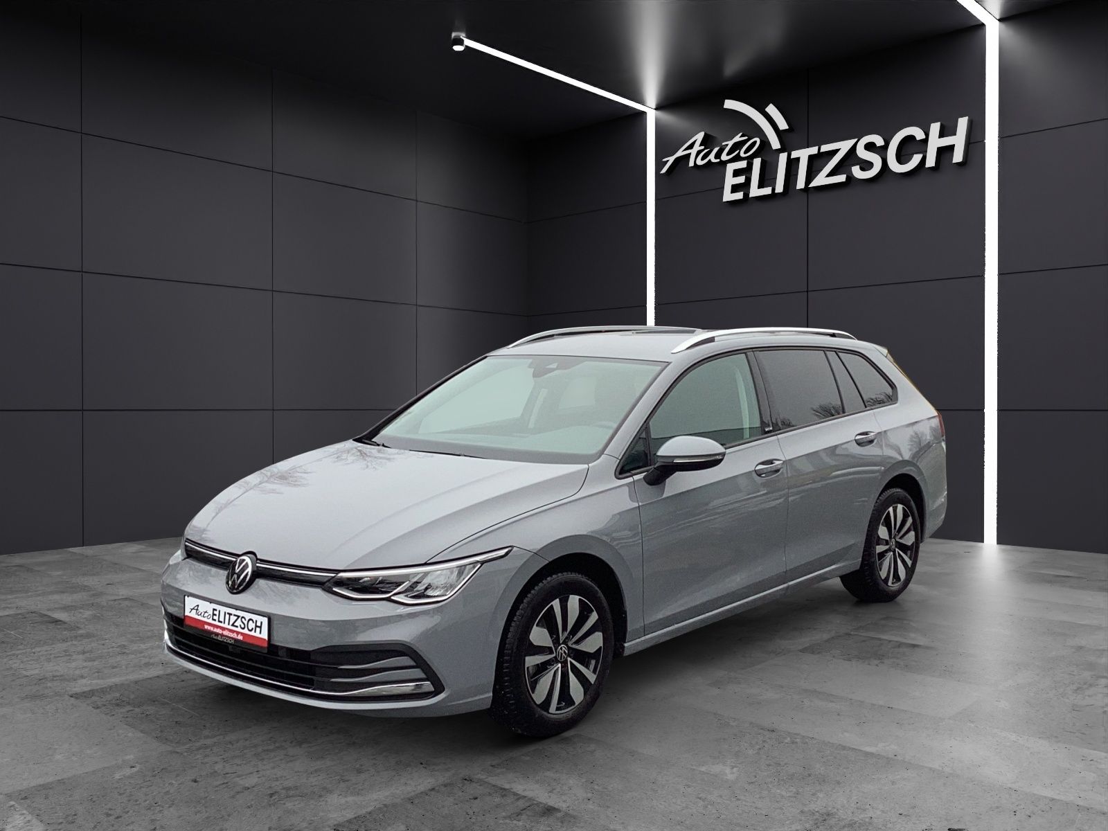 Fahrzeugabbildung Volkswagen Golf VIII Variant TSI Move 1,99% LED ACC AID NAV