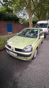Renault Clio 1.2 16V Privilege Expression - Renault Clio: Privilege
