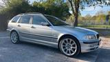 BMW E46 330i Touring - BMW 330 mit Benzin-Antrieb: Kombi, E46 330i