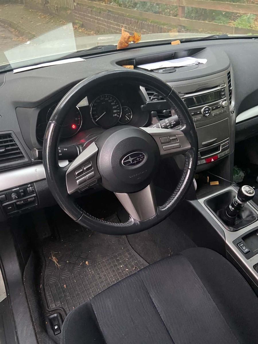 Subaru Outback 2012 — photo 5